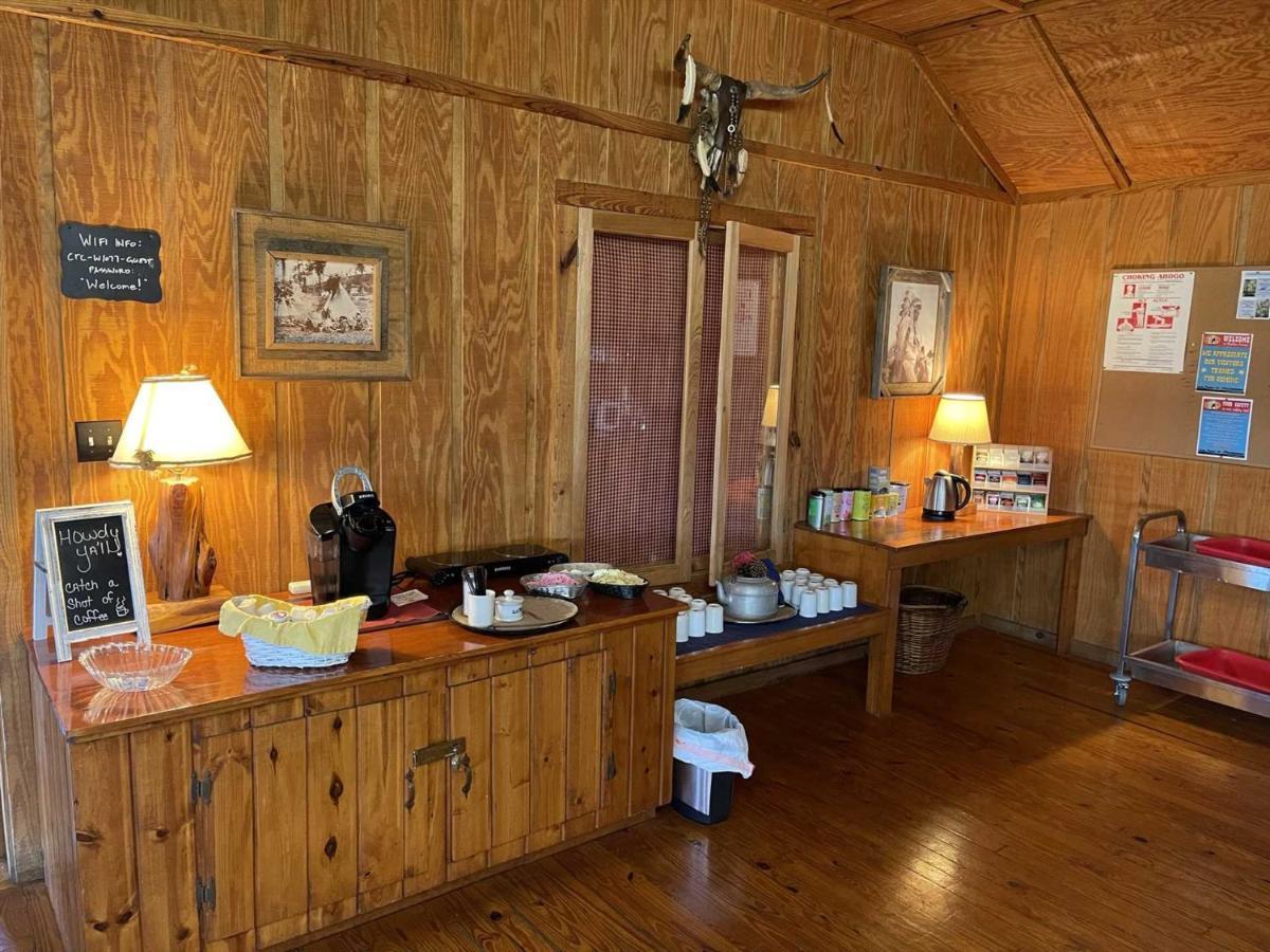 West 1077 Guest Ranch - Retreat Bed and Breakfast Tarpley Esterno foto