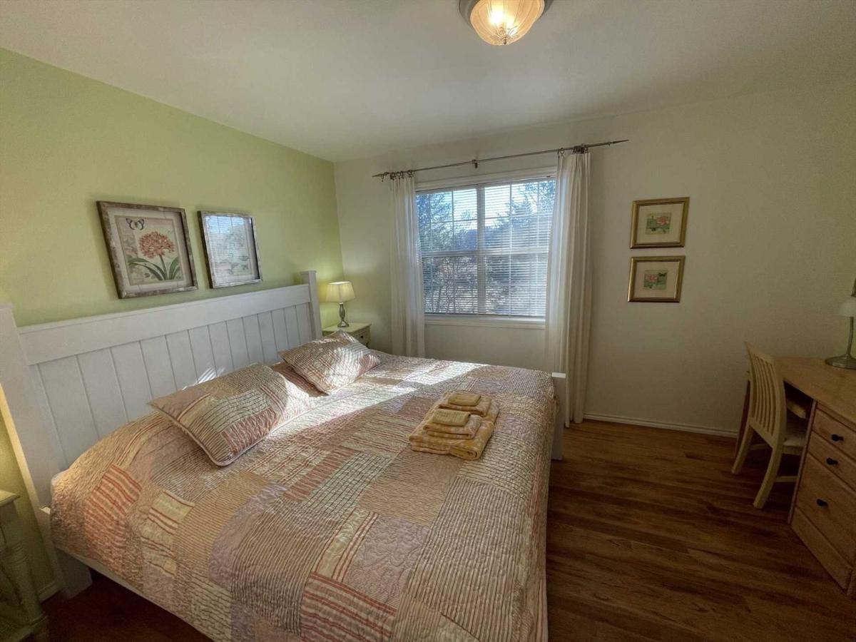 West 1077 Guest Ranch - Retreat Bed and Breakfast Tarpley Esterno foto