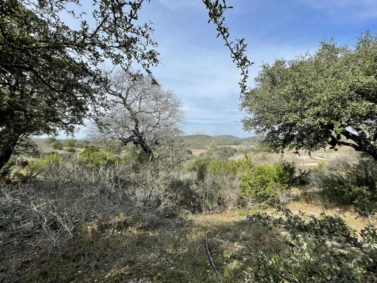 West 1077 Guest Ranch - Retreat Bed and Breakfast Tarpley Esterno foto