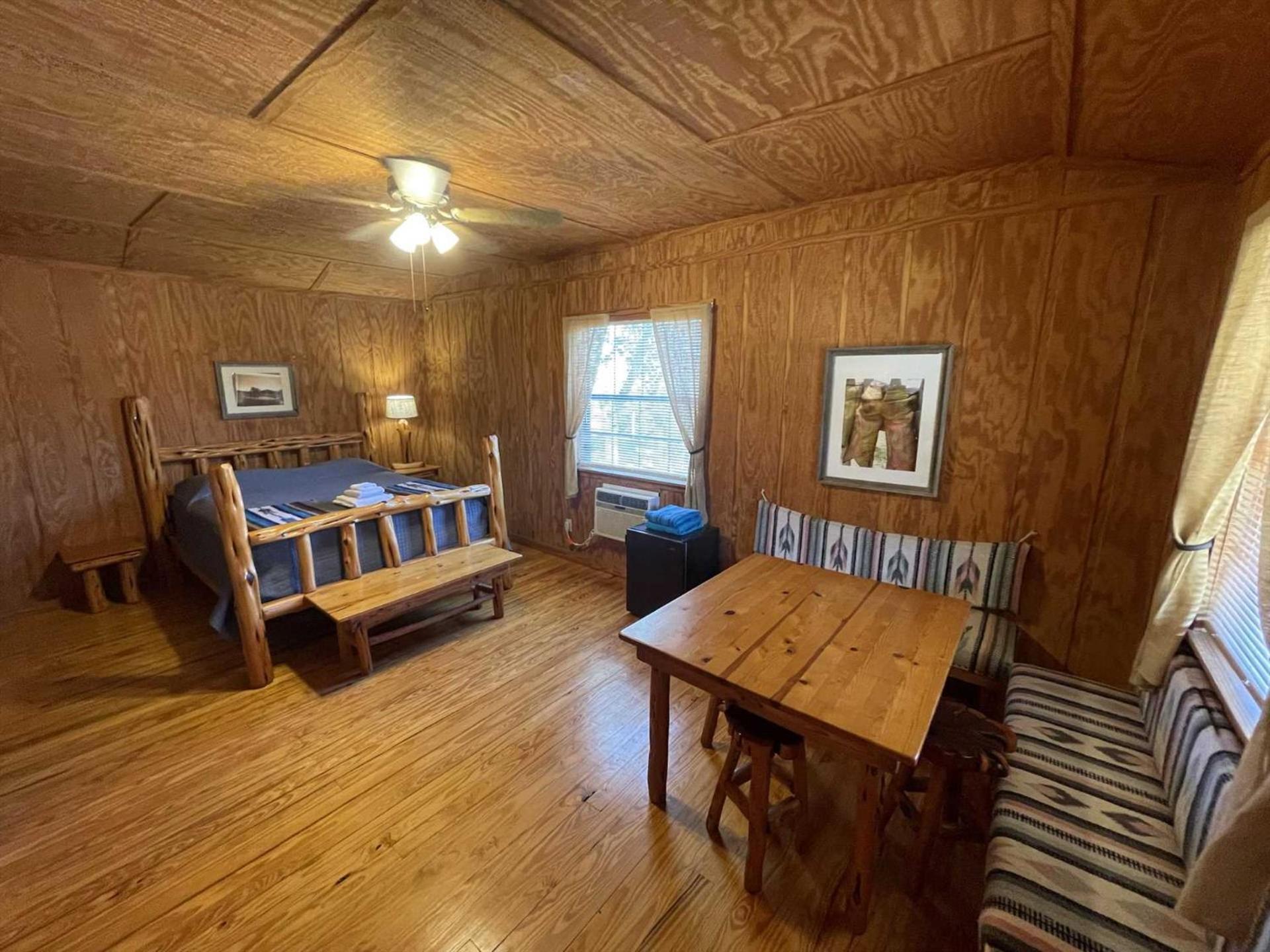 West 1077 Guest Ranch - Retreat Bed and Breakfast Tarpley Esterno foto